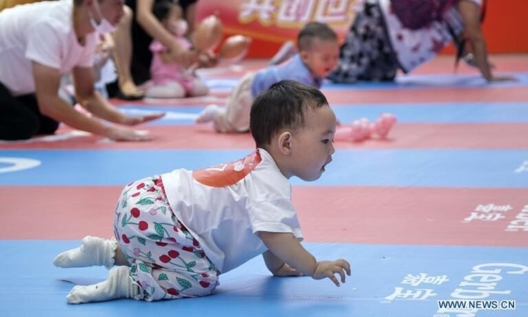 China `races` to encourage childbirth to compete with the US 0