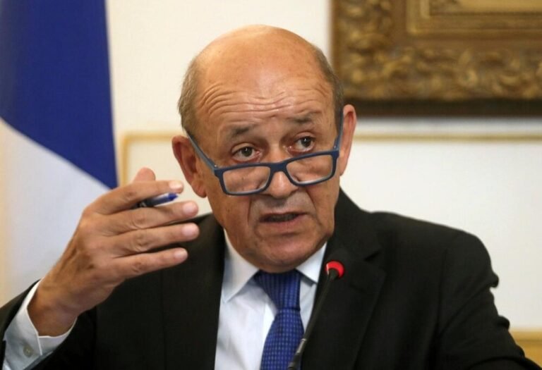 France warns of an unprecedented diplomatic crisis with the US and Australia 0